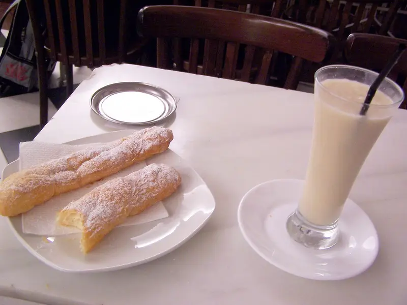 Horchata et fartons