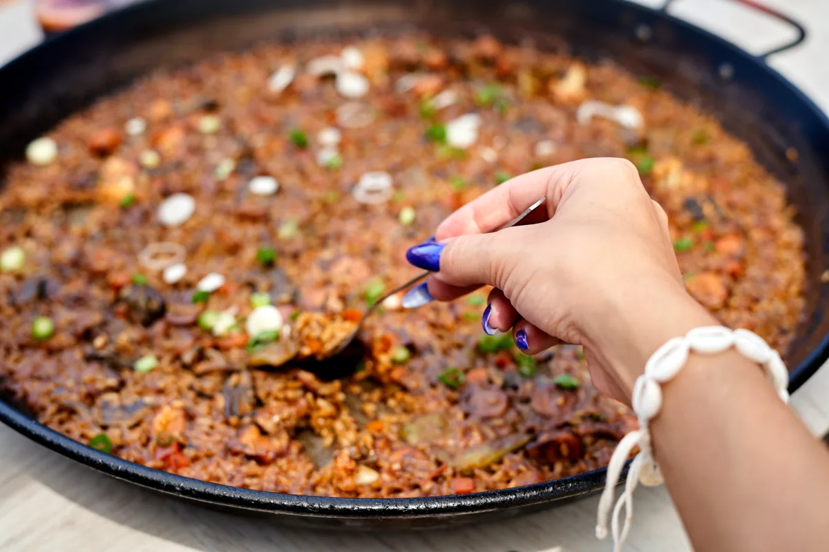 La paella espagnole : entre histoire, traditions et secrets de fabrication