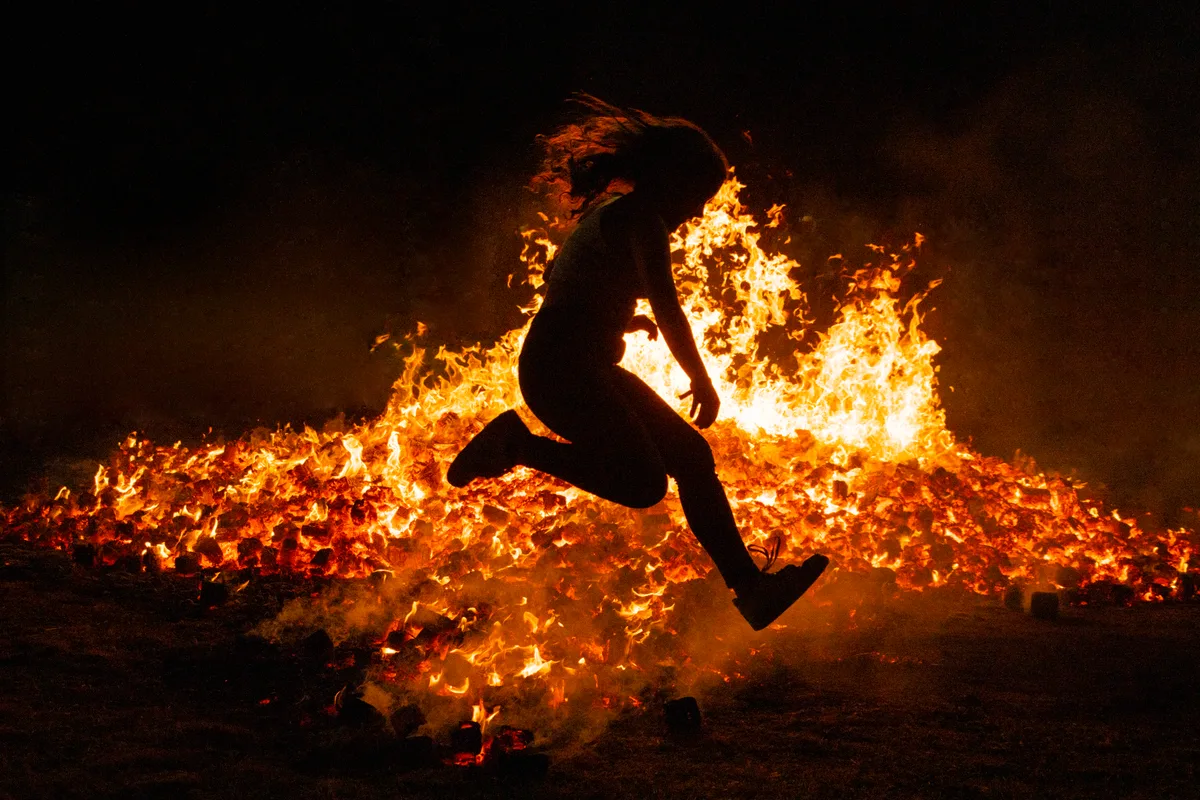 La Saint-Jean en Espagne : traditions, feux de joie et célébrations magiques